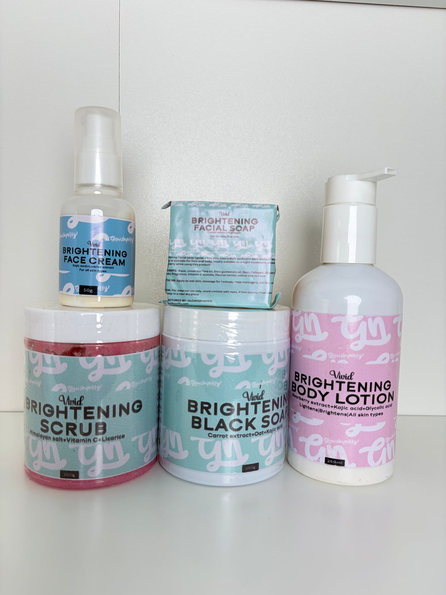 Vivid brightening set