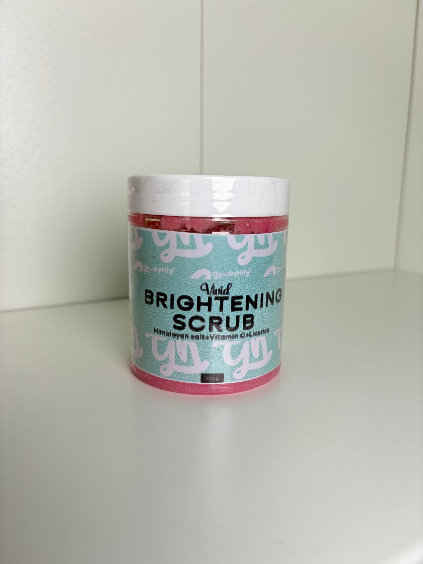 VIVID BRIGHTENING SCRUB